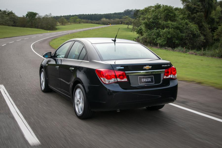  Chevrolet Cruze 2014 года  (BR) (фото 4 из 12)